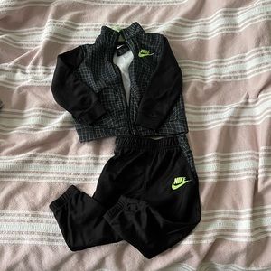 Nike toddler boy 18 months track suit